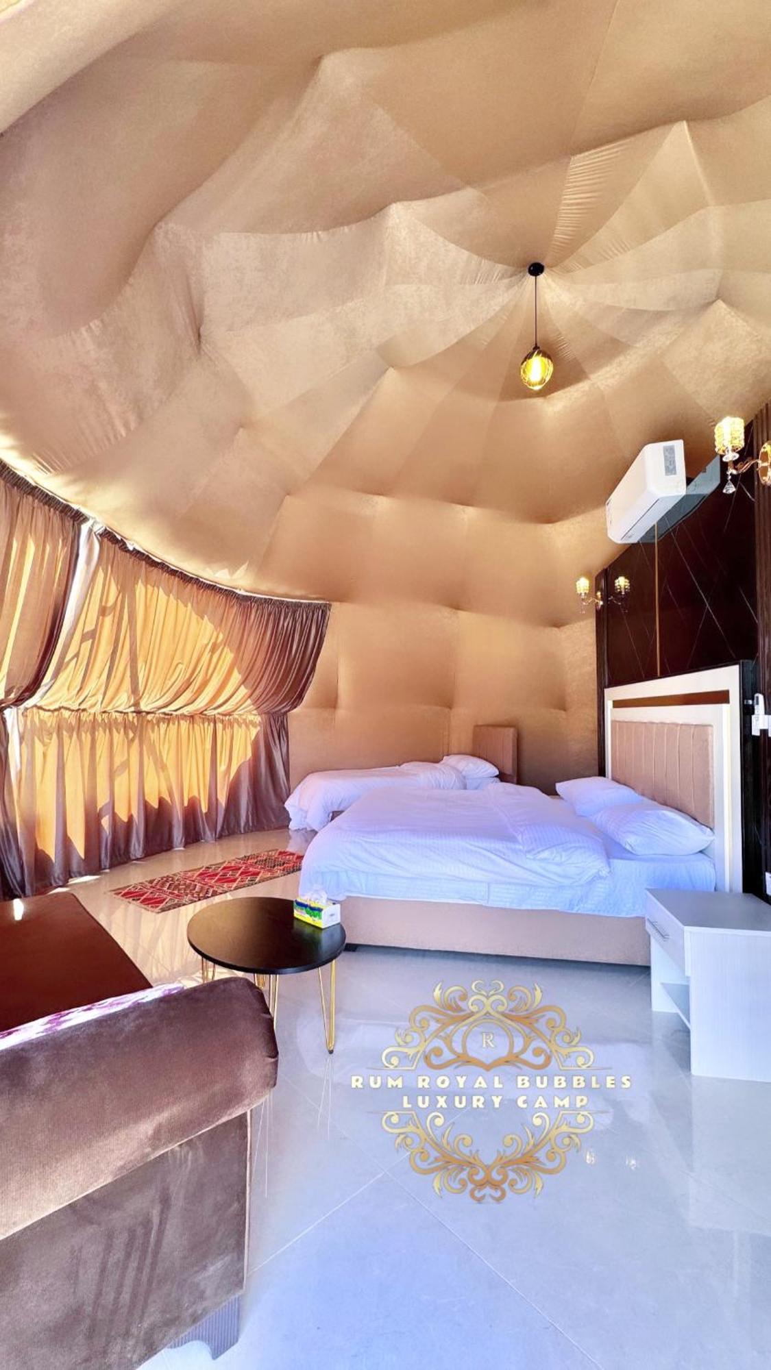Rum Royal Bubbles Luxury Camp Lejlighed Wadi Rum Eksteriør billede