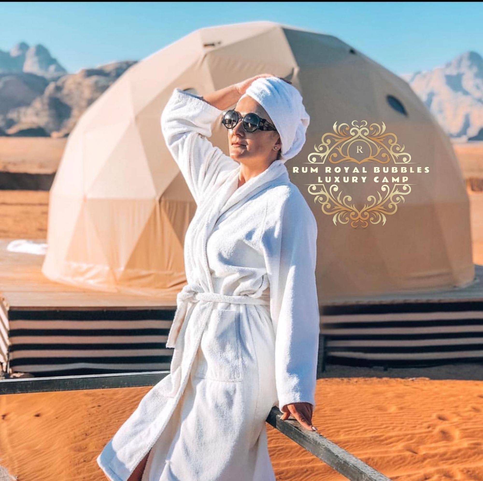 Rum Royal Bubbles Luxury Camp Lejlighed Wadi Rum Eksteriør billede