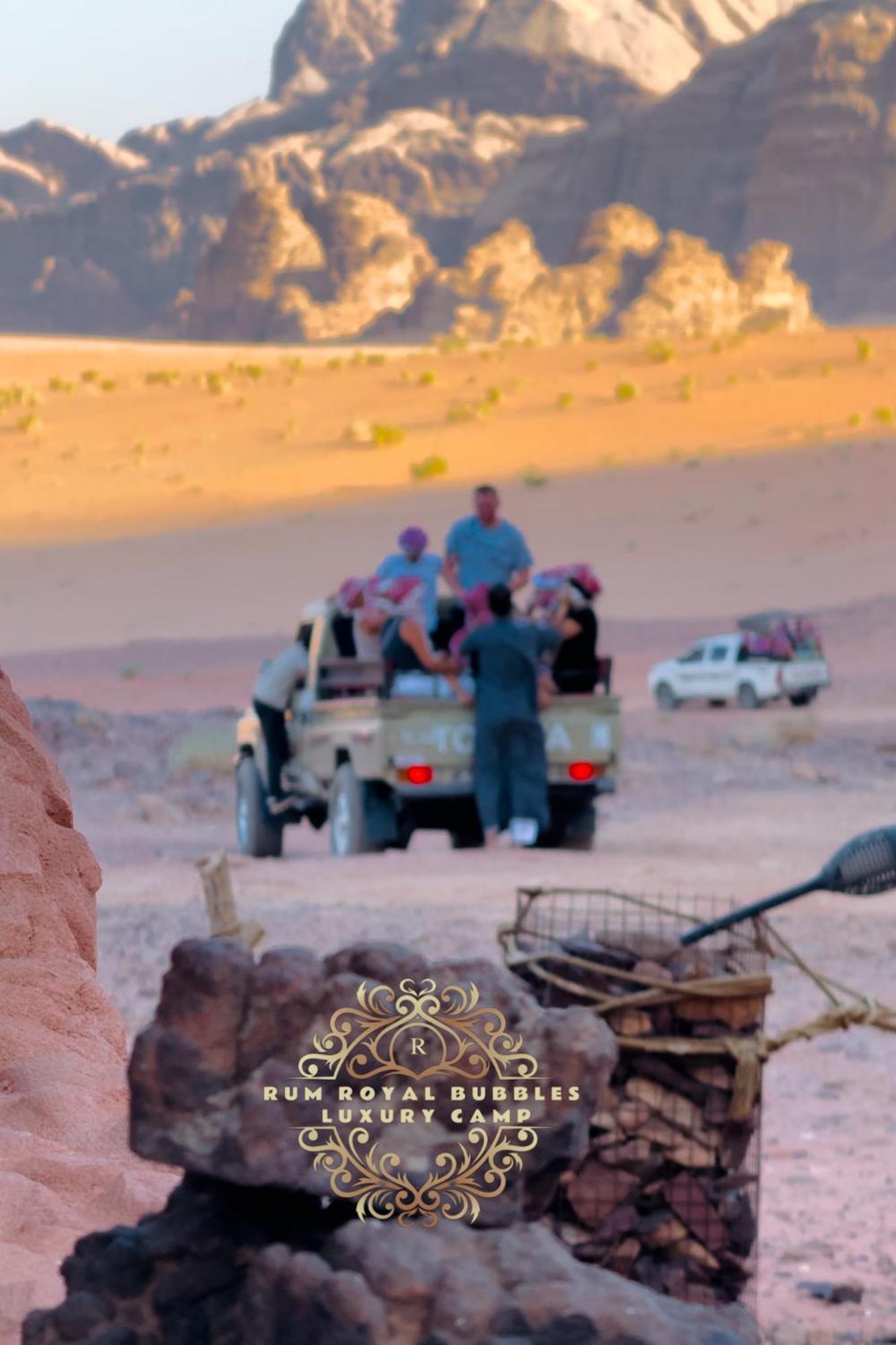 Rum Royal Bubbles Luxury Camp Lejlighed Wadi Rum Eksteriør billede
