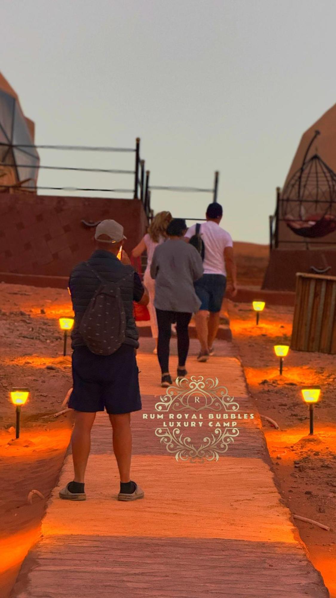 Rum Royal Bubbles Luxury Camp Lejlighed Wadi Rum Eksteriør billede